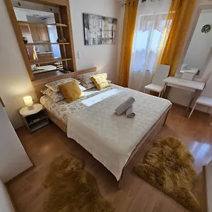 https://studios-magnolia.hotels-in-trogir.com